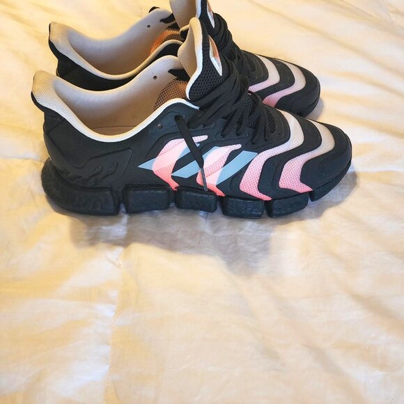 Adidas CLIMACOOL Vento "Black Signal Pink" - Picture 1 of 3